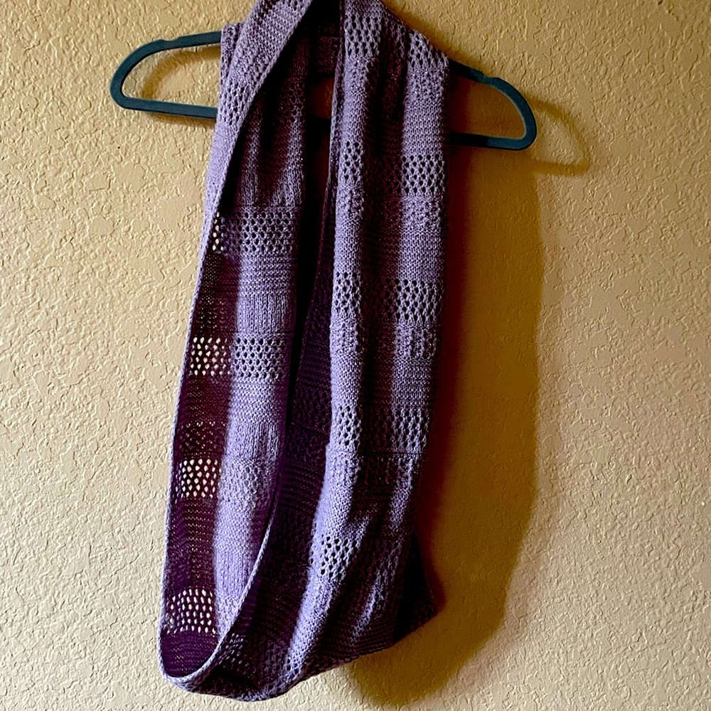 New York & Company Scarf